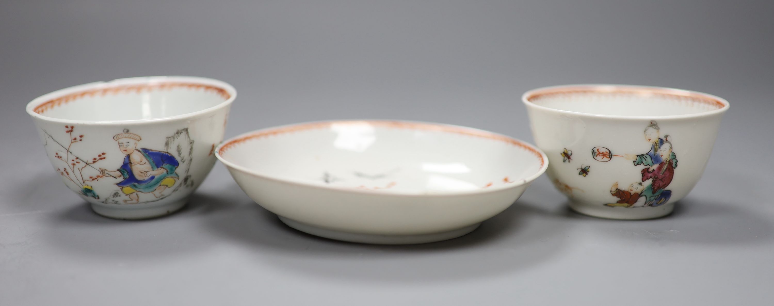 An 18th century Chinese tea bowl and saucer, and a similar tea bowl, height 4cm